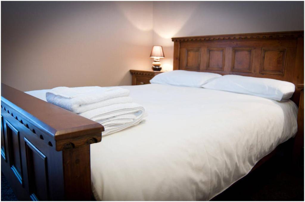 Hopper Inn Bar & Guest Accommodation Ballynaskreena Kamer foto